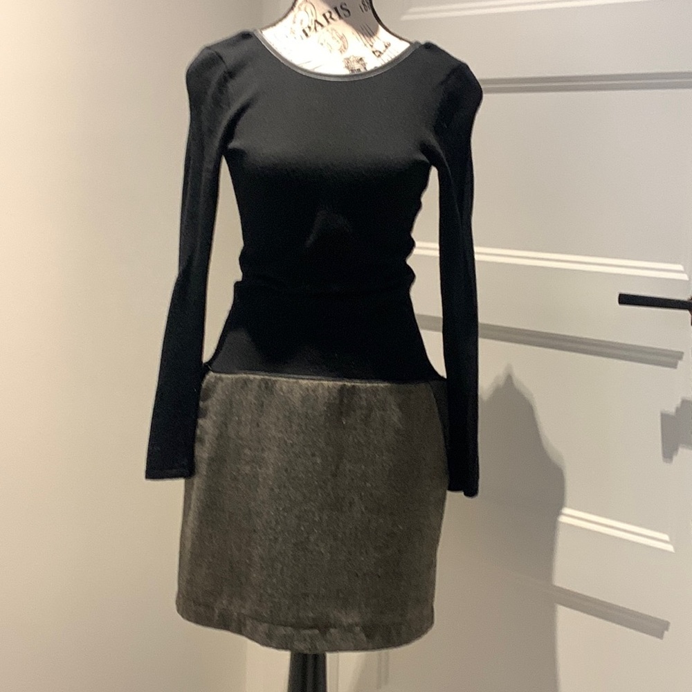 Dress fits awesome